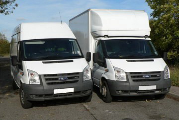 Courier service Beverley, East Yorkshire luton van